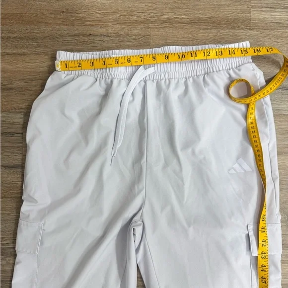 Adidas  Women’s Cargo Jogger Atlantic Pants size L NWT Gray - Picture 9 of 9